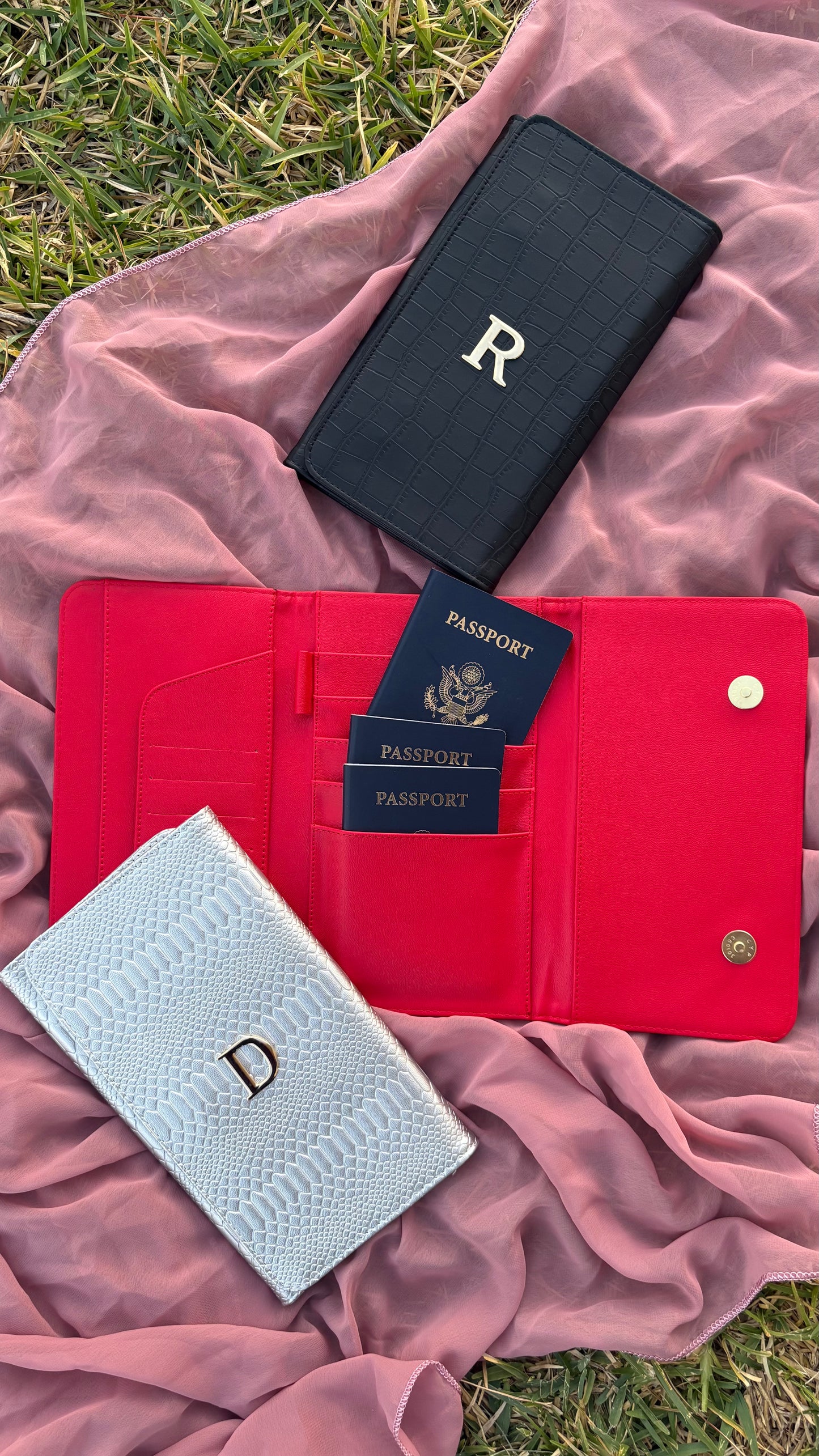 Family Passport Holder